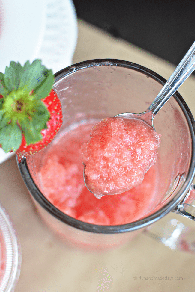 Make a refreshing Strawberry Watermelon Slush from www.thirtyhandmadedays.com