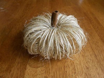 Twine Fall Pumpkin / on Hometalk / Round up on Thirty Handmade Days