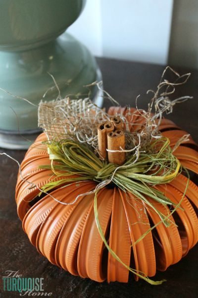 Mason Jar Lid Pumpkin / on The Turquoise Home / Round up on Thirty Handmade Days