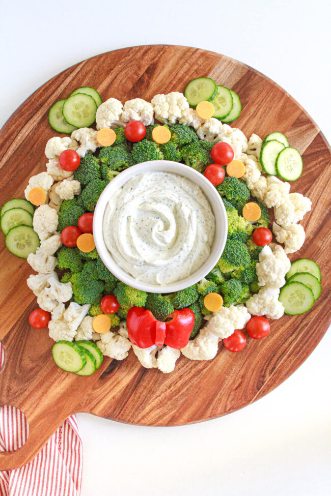 Easy Christmas Wreath Vegetable Tray