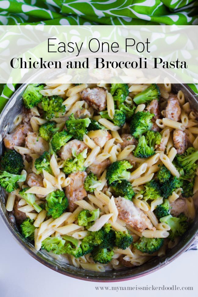 Easy One Pot Chicken and Broccoli Pasta - make this dinner all in one pot! 