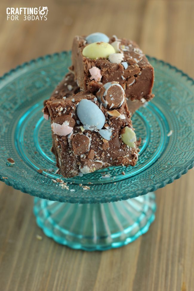 Cadbury Egg Fudge - a new take on an old classic, just in time for Easter! available at thirtyhandmadedays.com