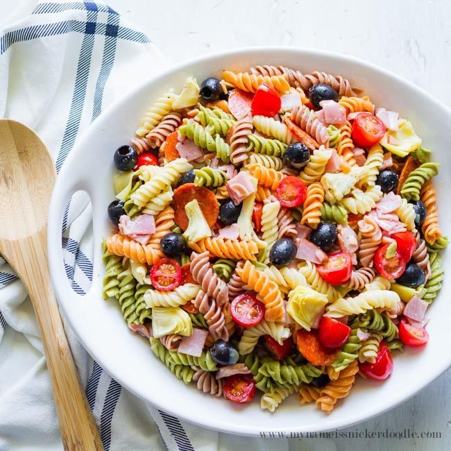 Amazing Artichoke Pasta Salad from My Name is Snickerdoodle via thirtyhandmadedays.com