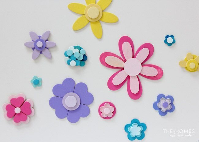 Use a variety of Springtime paint colors to create adorable flower cake toppers!