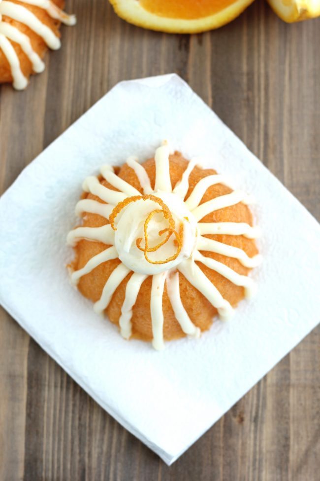 Sweet Orange Bundt Cake from CraftingE via www.thirtyhandmadedays.com