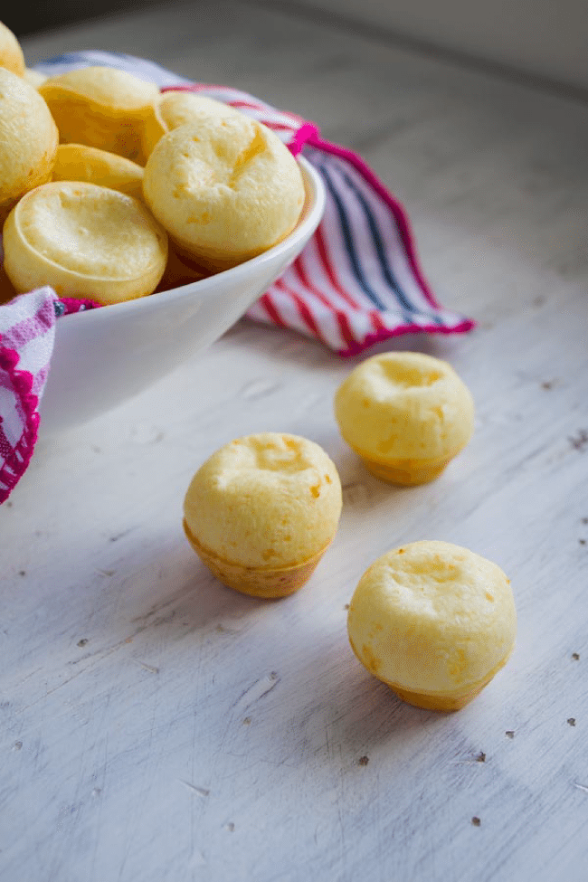  Amazing Brazilian Cheese Bread - Pao de Queijo - awesome bread recipe from thirtyhandmadedays.com