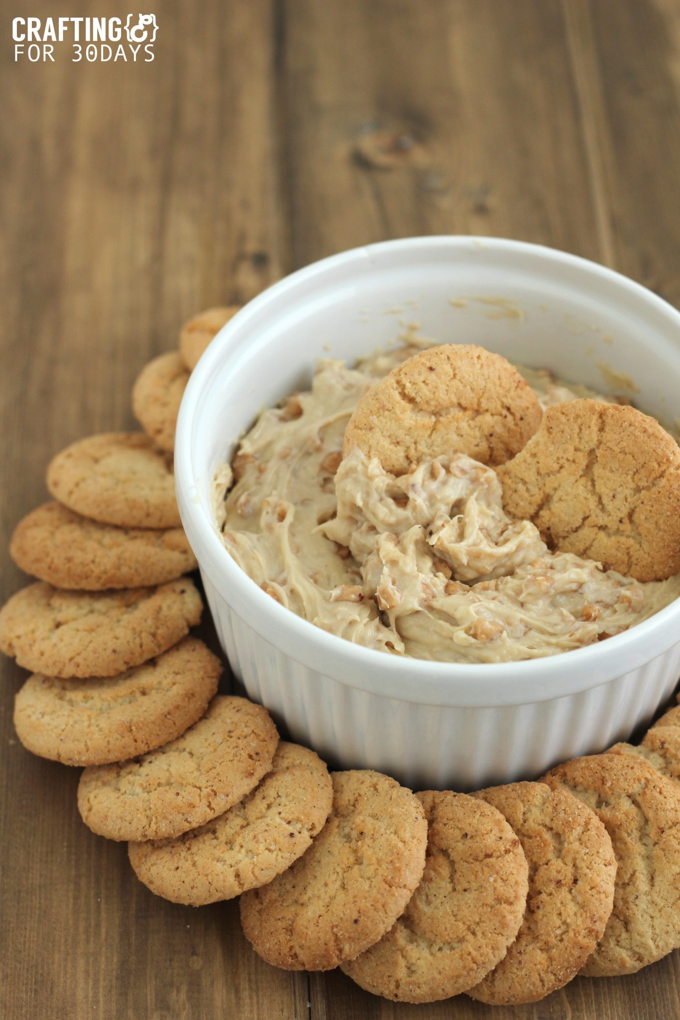 5 Ingredient Apple Toffee Dip - a quick dip to whip up that tastes amazing. It hits the spot! on www.thirtyhandmadedays.com via Crafting E