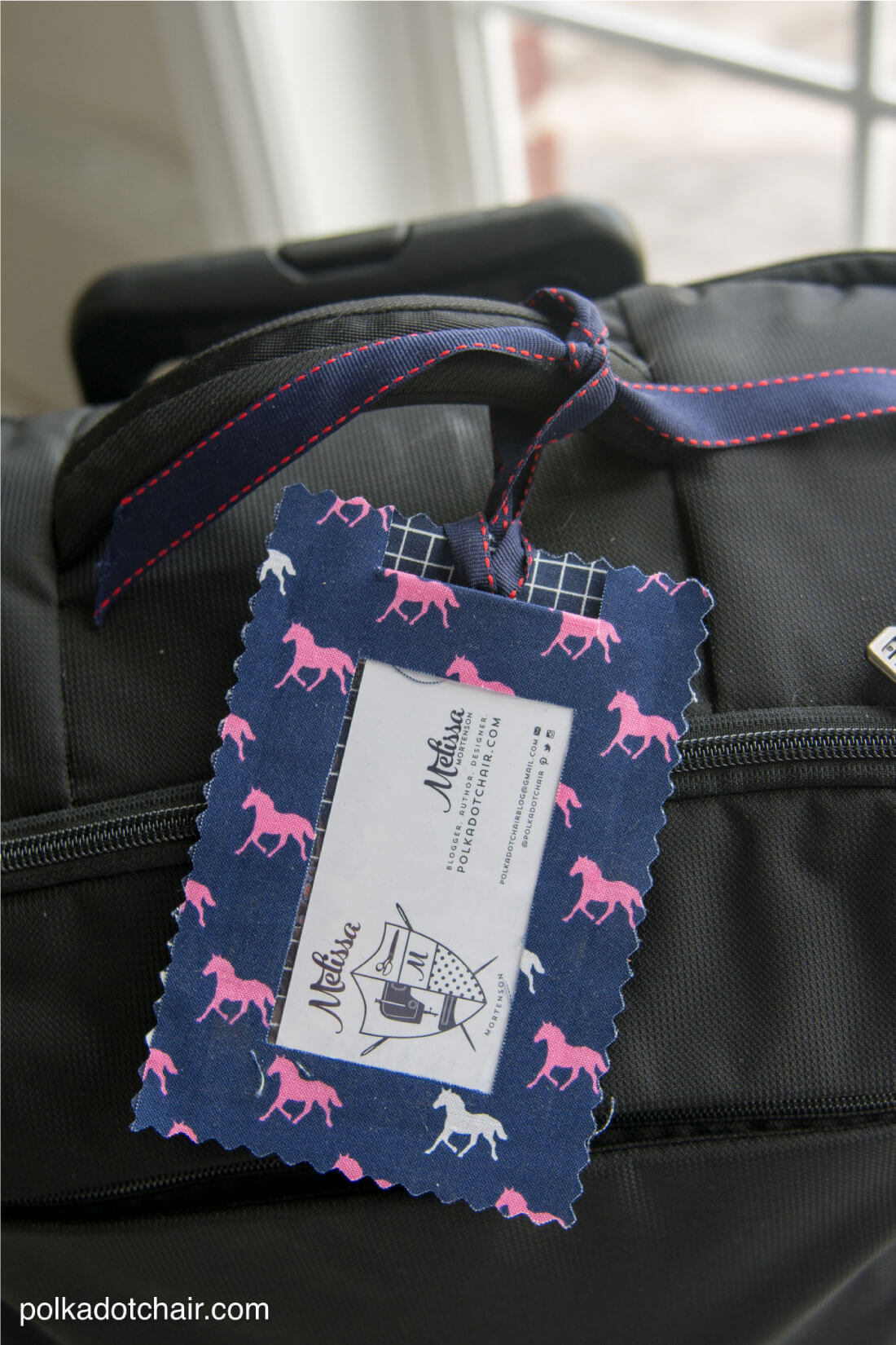 DIY Fabric Luggage Tags- so easy to make they are no sew!  Tags on the luggage.