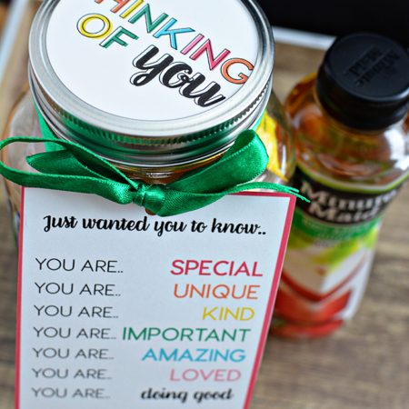 Rainbow Mason Jar Gift Idea - the perfect thing to give to someone who is doing a good job. Free printables included! From thirtyhandmadedays.com