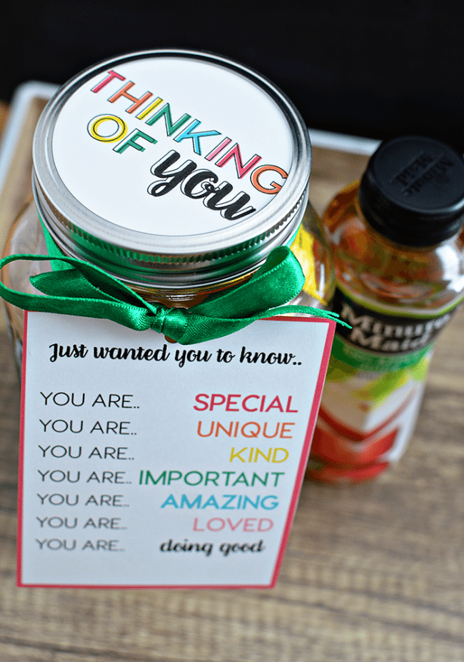 Rainbow Mason Jar Gift Idea - the perfect thing to give to someone who is doing a good job. Free printables included! From thirtyhandmadedays.com