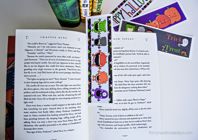 Non Candy Halloween Idea- Printable Bookmarks: these are great for classroom treats! from thirtyhandmadedays.com