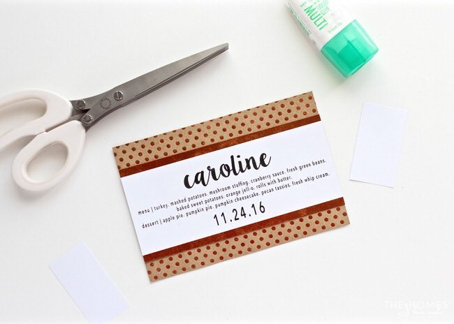 Dress up your table and help guests find their seat with these simple DIY Thanksgiving Menu Place Cards