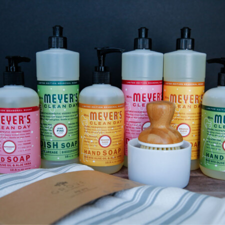 Cleaning supplies - deal alert! Awesome Mrs. Meyer's Holiday Kit for free!