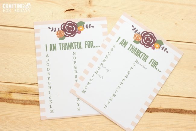 Thanksgiving Gratitude Printable - print this out and fill it in for the holiday! From Crafting E via www.thirtyhandmadedays.com