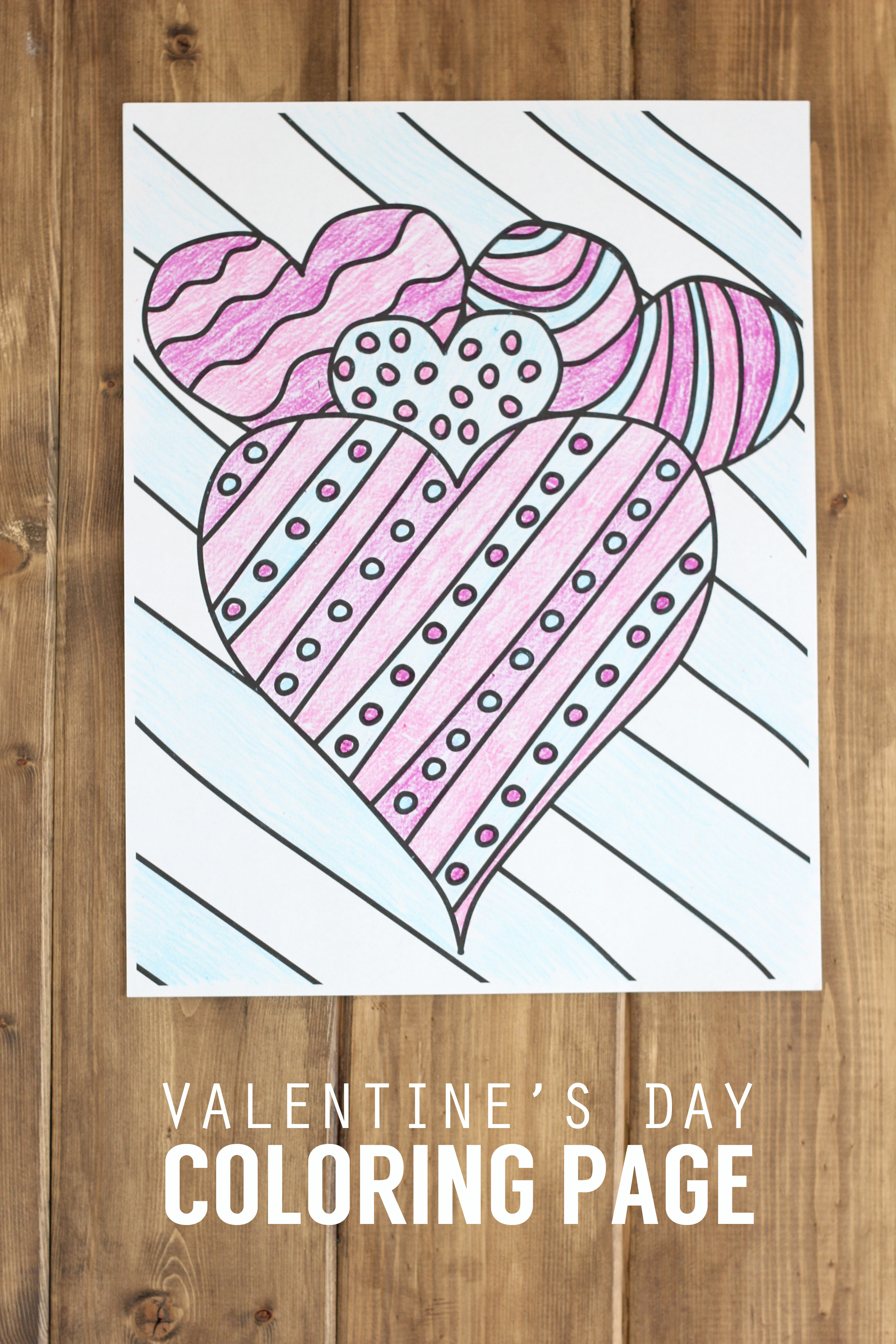 Holidays: Valentine's Day Coloring Page! A simple little drawing to color in for the holiday. via www.thirtyhandmadedays.com