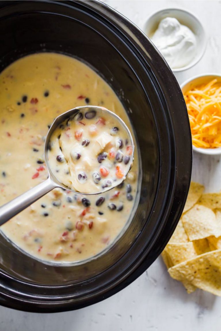 Slow Cooker Mexican Chicken Soup