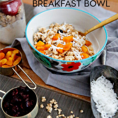 Food: Greek Yogurt Bowl for Breakfast - the perfect way to start your day! from www.thirtyhandmadedays.com