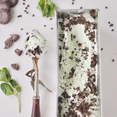 No Churn Mint Chocolate Cookie Ice Cream