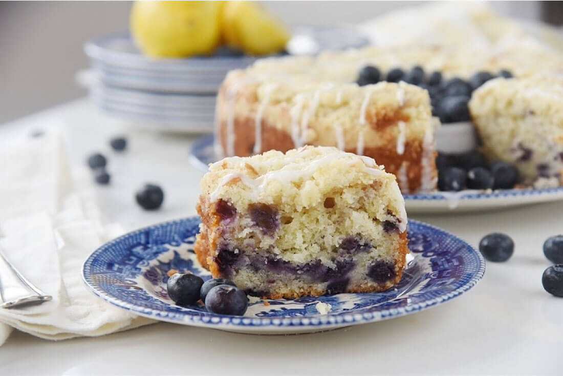 Lemon Blueberry Coffee Cake with Streusel - a light and delicious cake! from Your Homebased Mom via thirtyhandmadedays.com