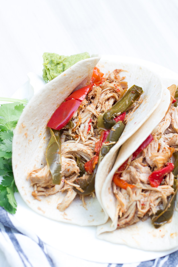 Easy and Healthy Slow Cooker Chicken Fajitas