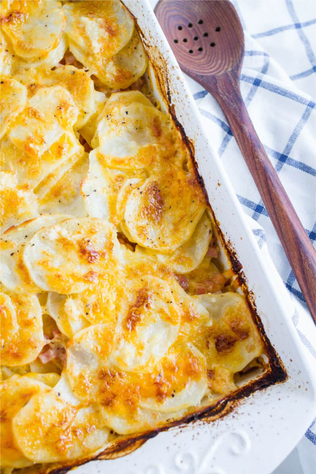 Food: the best Scalloped Potatoes ever- made by mom from www.thirtyhandmadedays.com