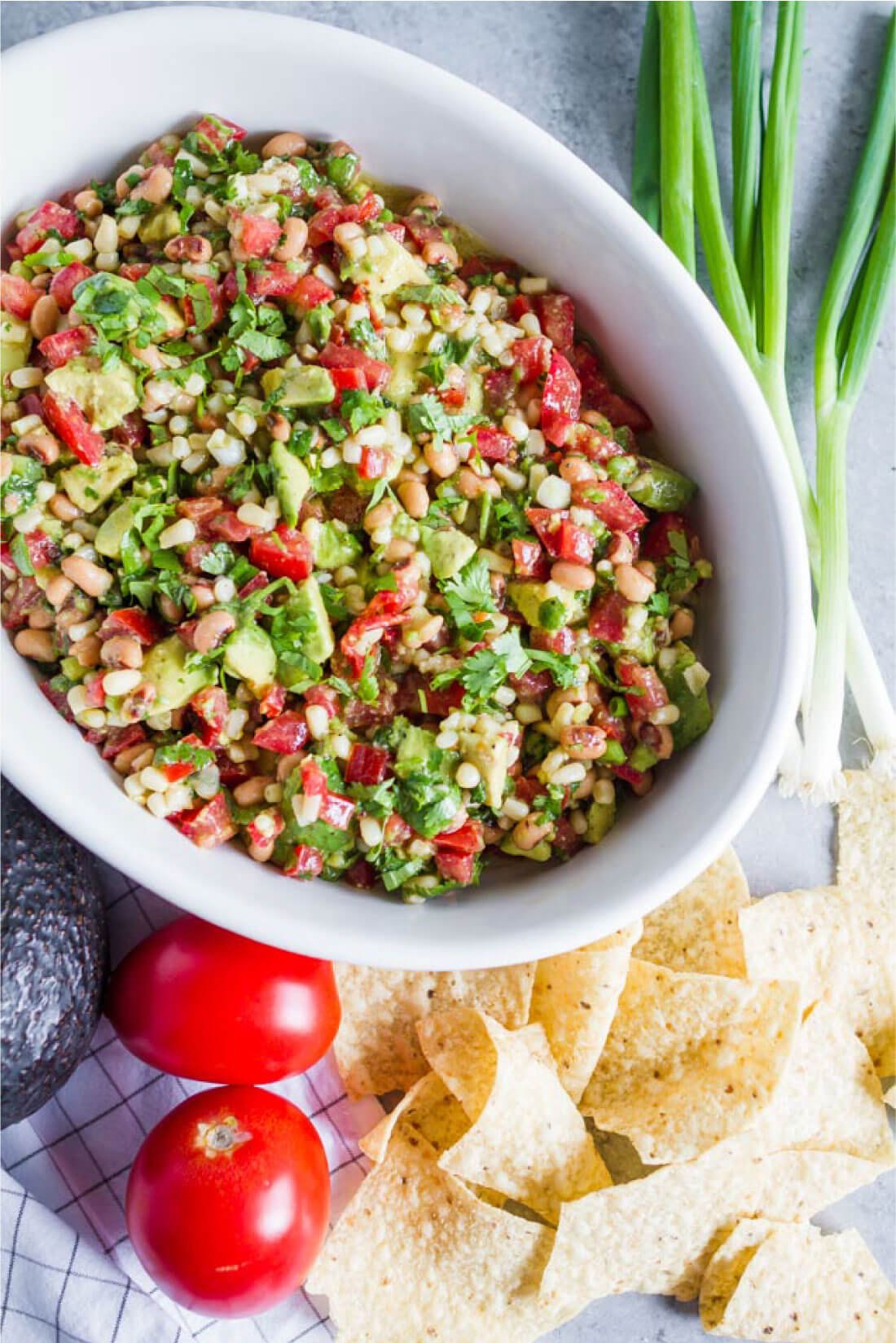 Food: Corn Salsa, an easy appetizer that tastes amazing! via thirtyhandmadedays.com