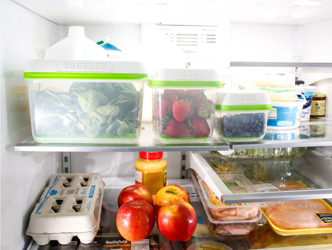 Use the new Rubbermaid FreshWorks ™ Produce Saver to help keep your produce fresher, longer! Just stick it in the fridge. 