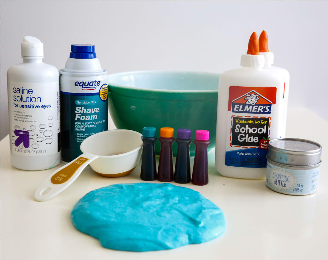 How to make slime - a fluffy slime recipe to try out for a fun kids activity! (ingredients needed) from www.thirtyhandmadedays.com