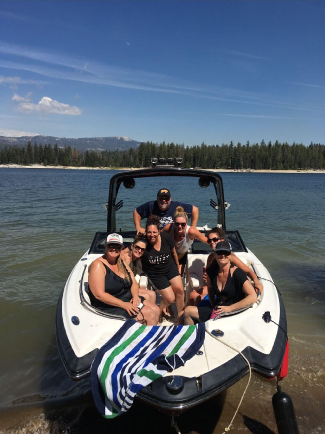 All the girls going on the boat 