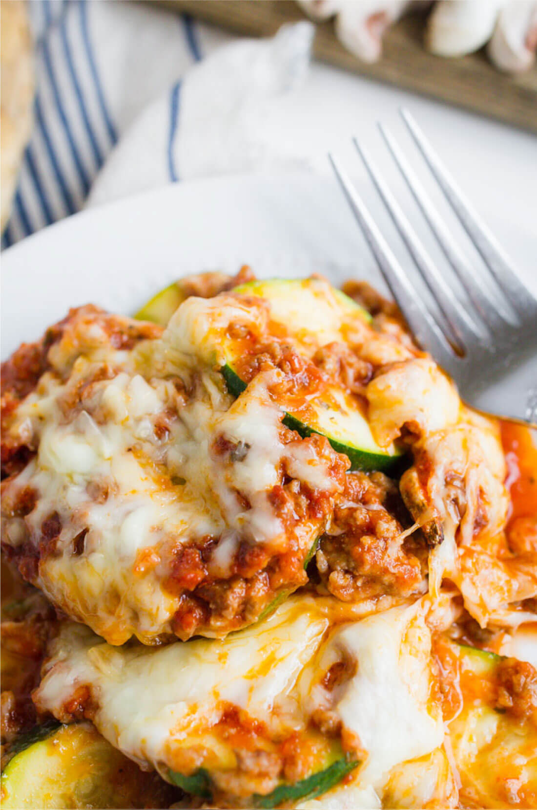 Zucchini Lasagna - an awesome healthy dinner recipe! 