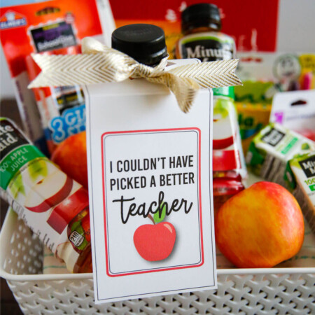 Make a care package for your teacher for back to school with these cute teacher tags! Free printable from www.thirtyhandmadedays.com