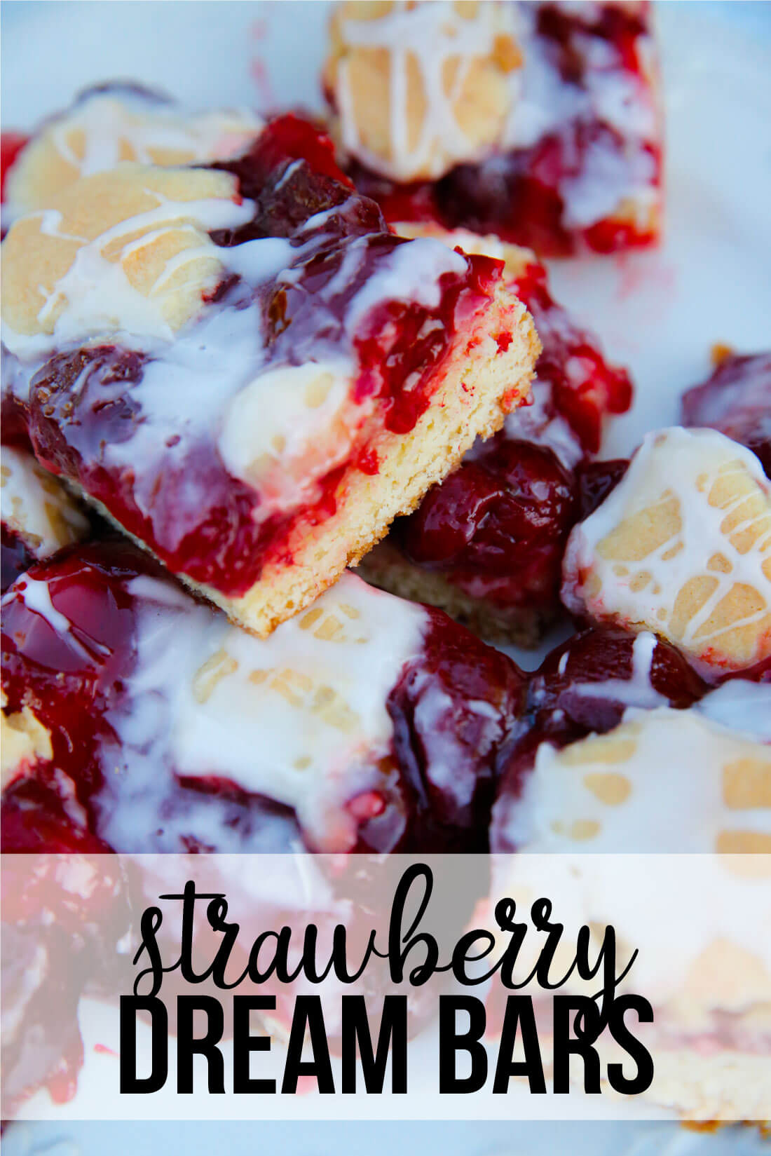 Strawberry Dream Bar Recipe - one of the easiest desserts you can make! from thirtyhandmadedays.com