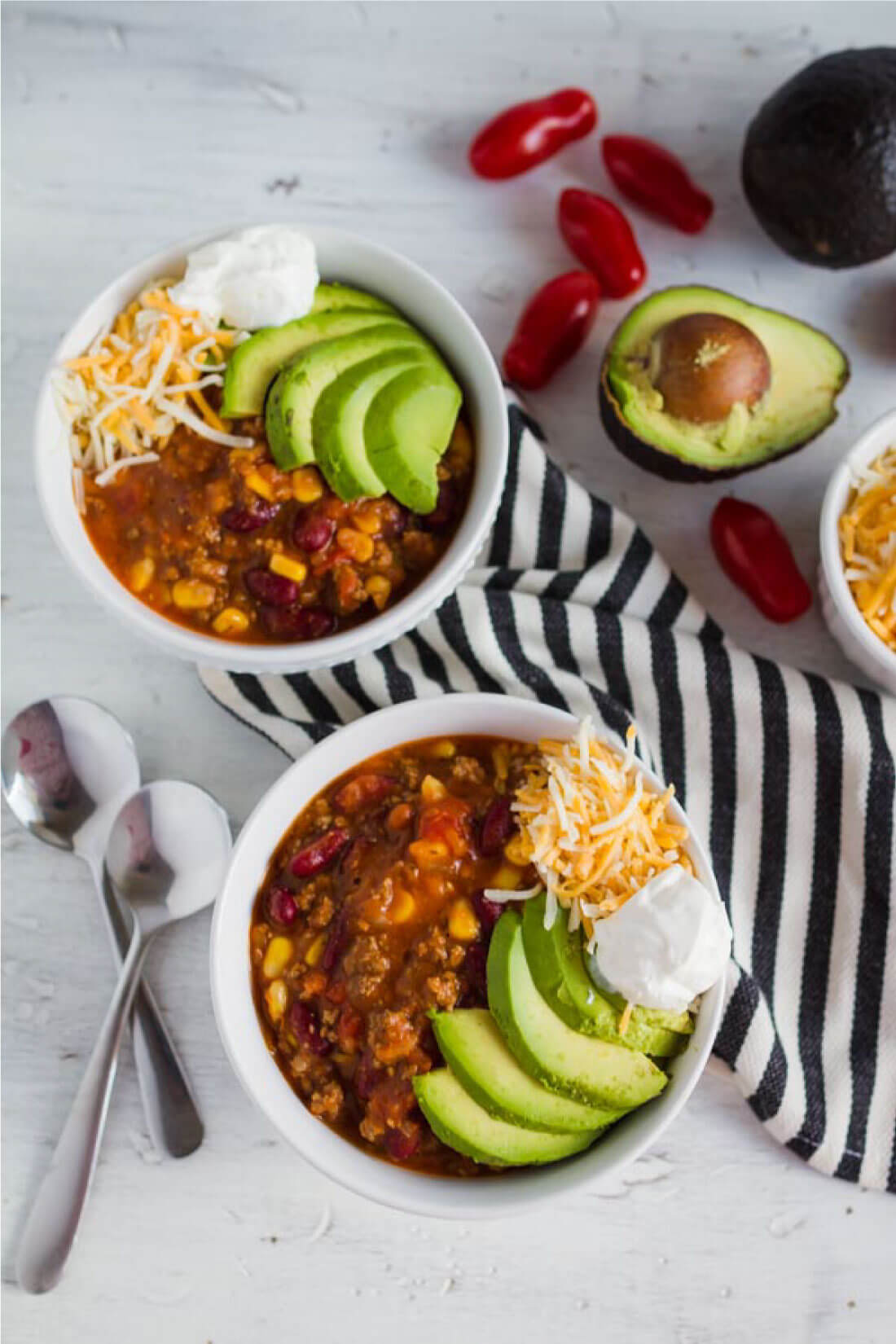 Mom's Taco Soup - a super easy main dish recipe where you throw all the ingredients in the pot and let it simmer. www.thirtyhandmadedays.com