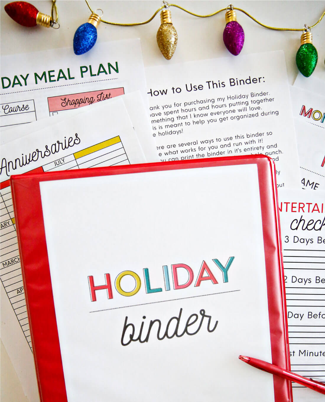 Printable Holiday Binder - get the entire binder to download and print for the holidays. 