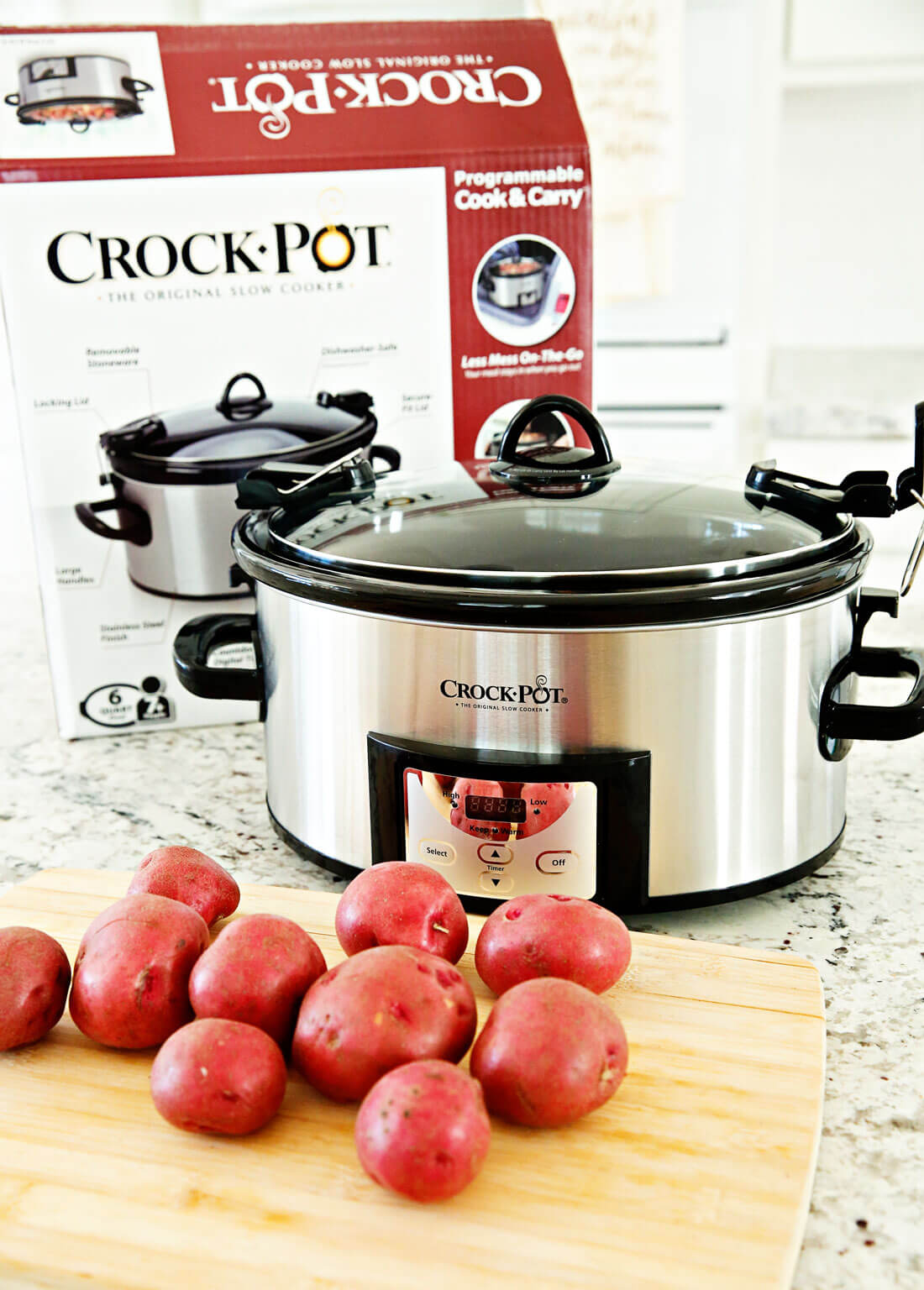 Crockpot Mashed Potatoes - make the most delicious mashed potato recipe you've ever had. Use your Crockpot for this one! from www.thirtyhandmadedays.com