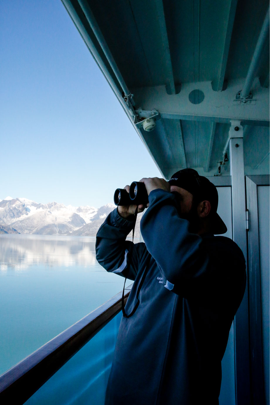 What to pack for a cruise to Alaska - things you and need and some you don't! On the ship. 