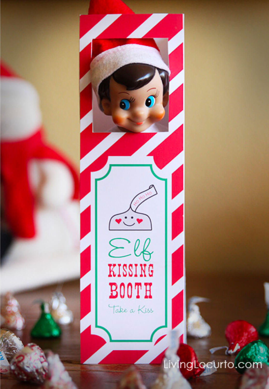 Elf on the Shelf Kissing Booth