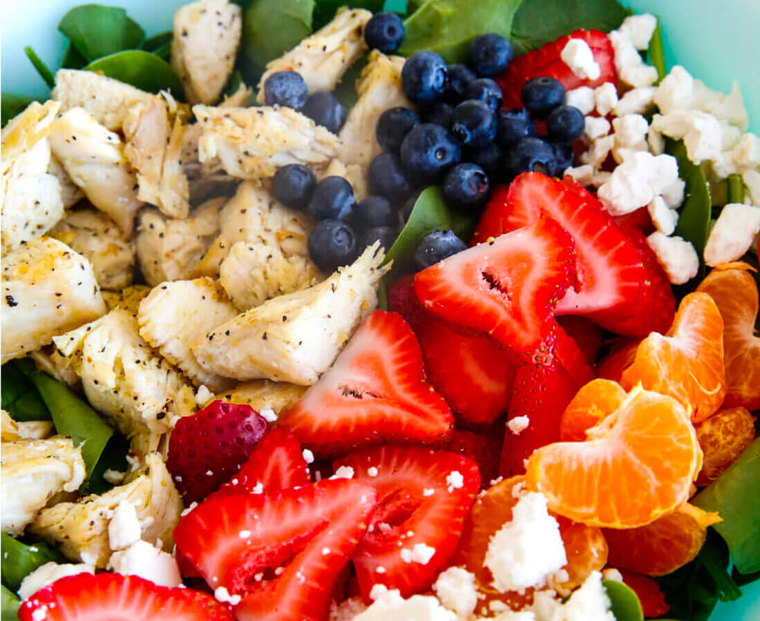 Healthy Dinners - make this Berries and Spinach Salad