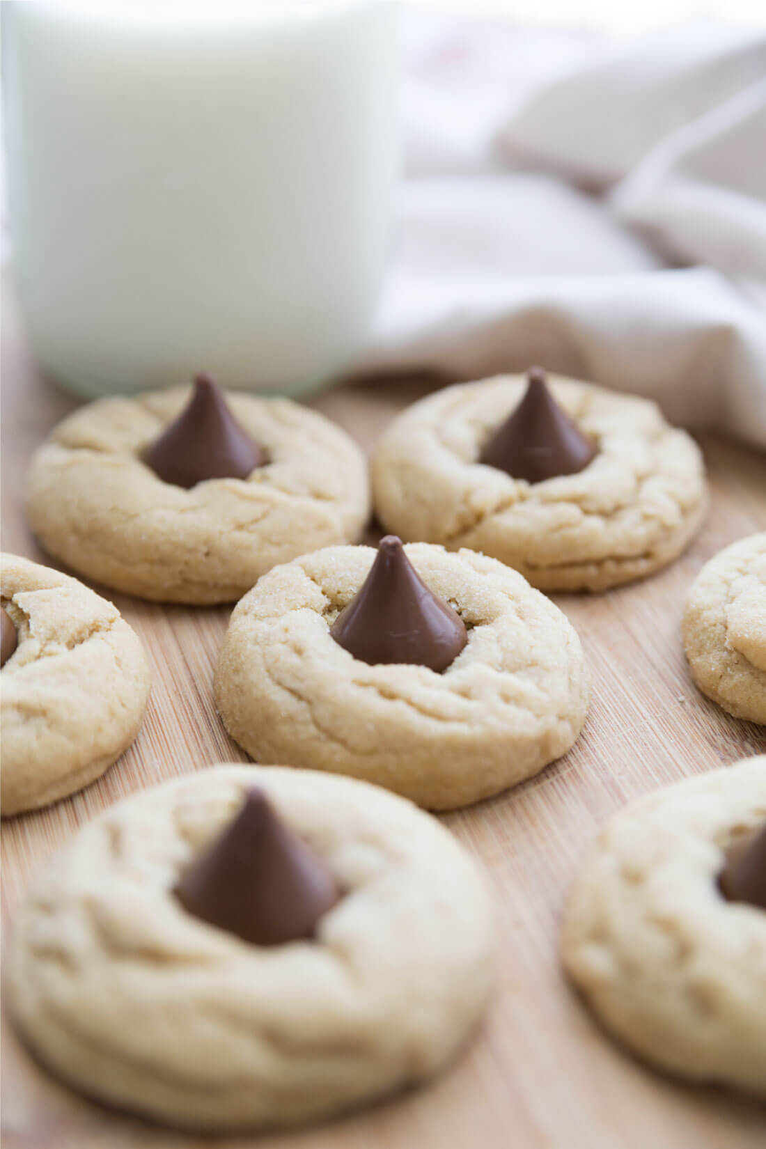 Peanut Butter Blossoms - super easy to make but oh so good. You'll love this cookie recipe!