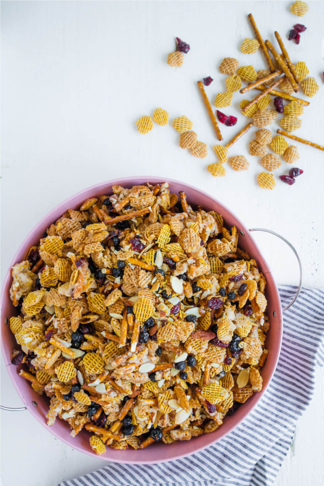 Salty and Sweet Party Mix Recipe- the perfect treat for a party, for a snack or just because. Full bowl. www.thirtyhandmadedays.com