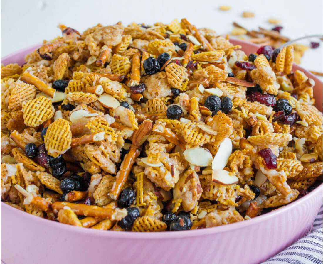 Salty and Sweet Party Mix Recipe - the perfect treat for a party, for a snack or just because. 