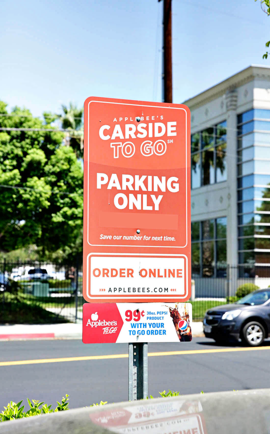 Applebee carside shop to go