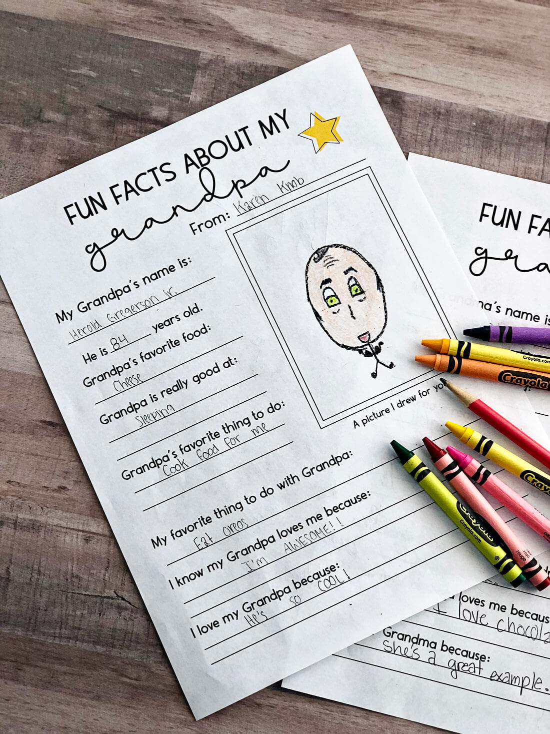 Printables for Grandparents Day - have your kids fill out these fun sheets from www.thirtyhandmadedays.com