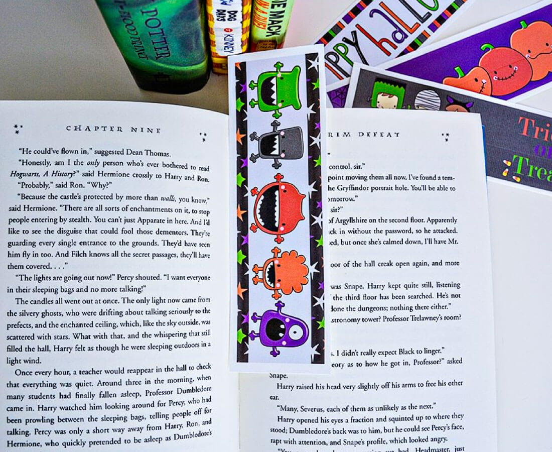 Halloween Printable: non candy idea for bookmarks