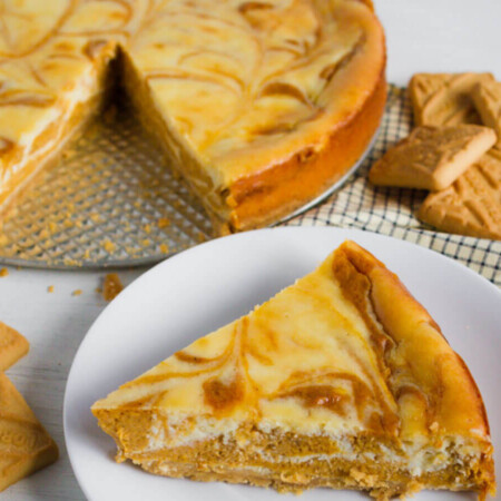 Pumpkin Pie Cheesecake - combining two loves of pumpkin and cheesecake for the perfect dessert.