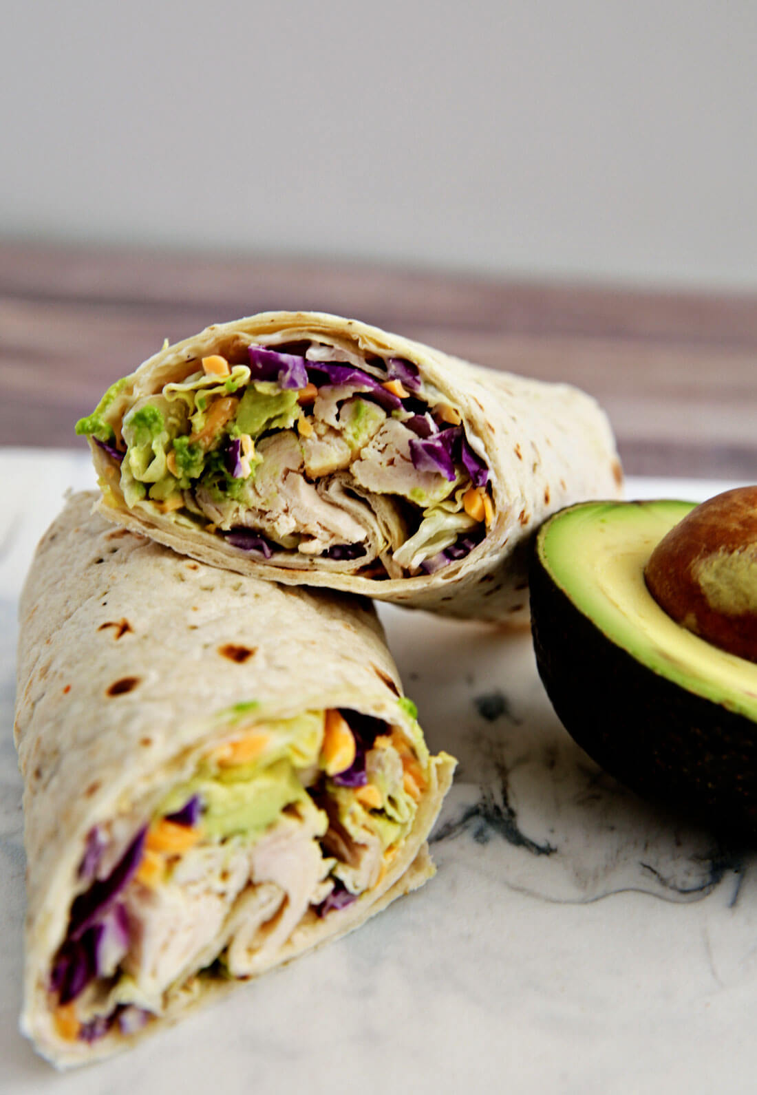 Ranch Chicken Wrap - an easy to make, healthy lunch or dinner idea. www.thirtyhandmadedays.com