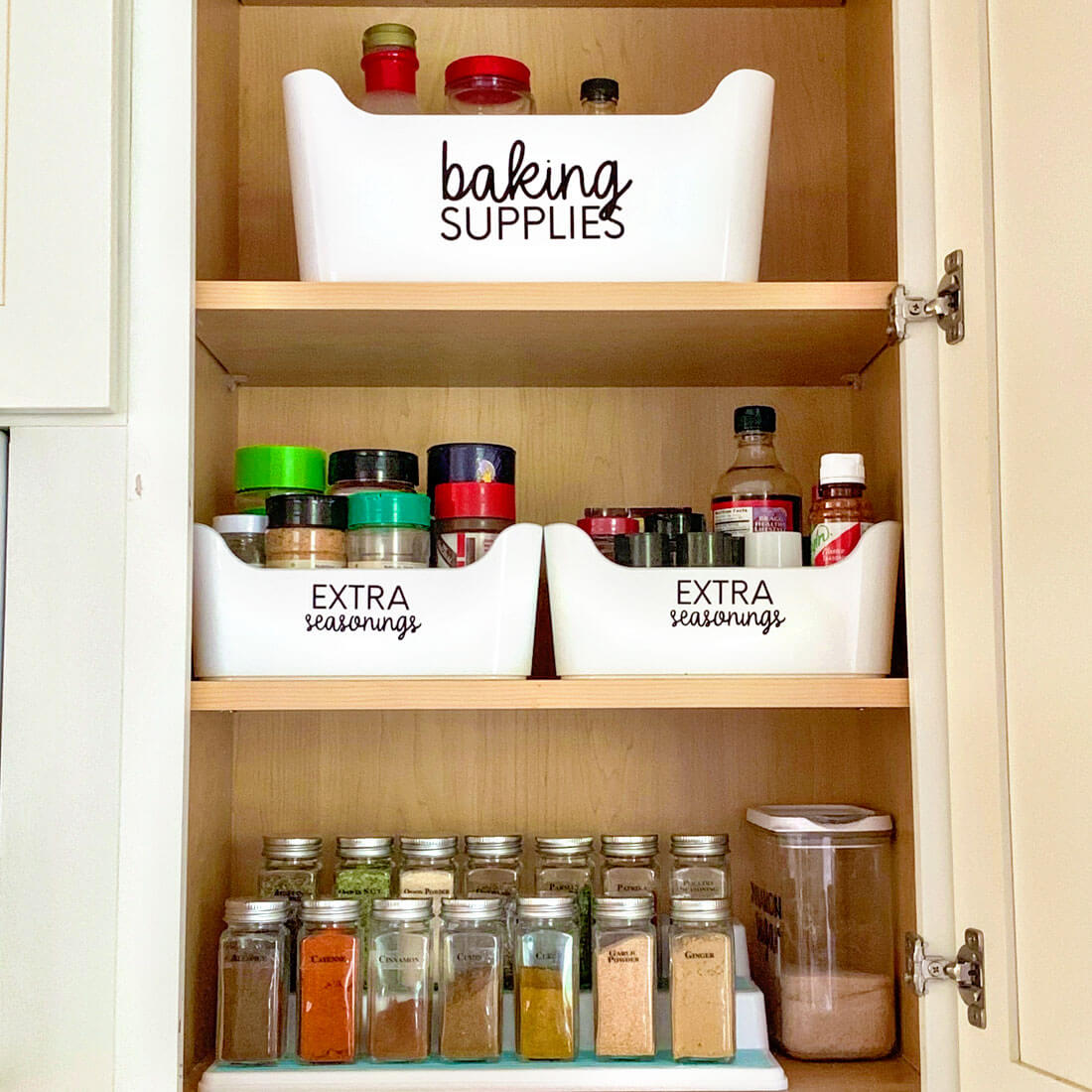 How to Organize Your Spice Cabinet ~ Organize Your Kitchen