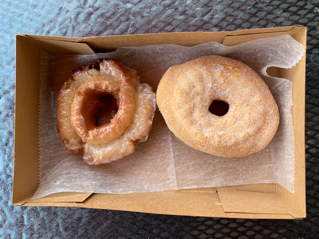 Best San Diego Restaurants - stop at VG's Bakery for some awesome donuts! 