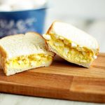 How to make egg salad sandwiches