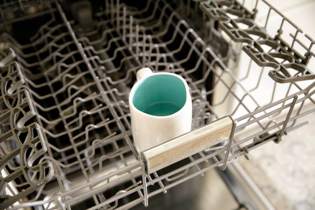 How to clean dishwasher using one simple ingredient - vinegar 